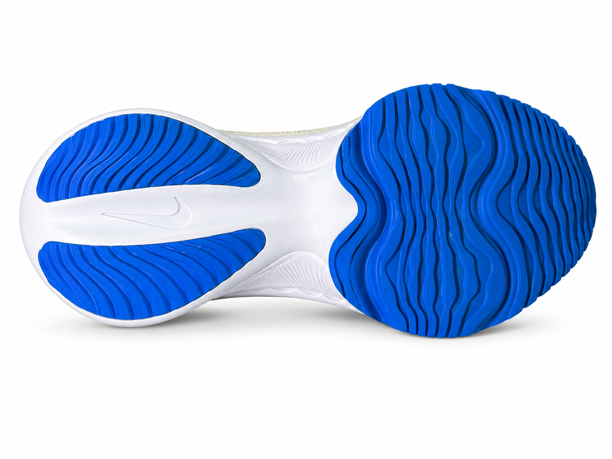 NIKE AIR ZOOM TEMPO NEXT% FLYKNIT