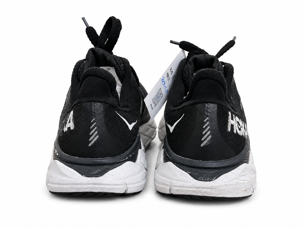 HOKA ONE ARAHI 5