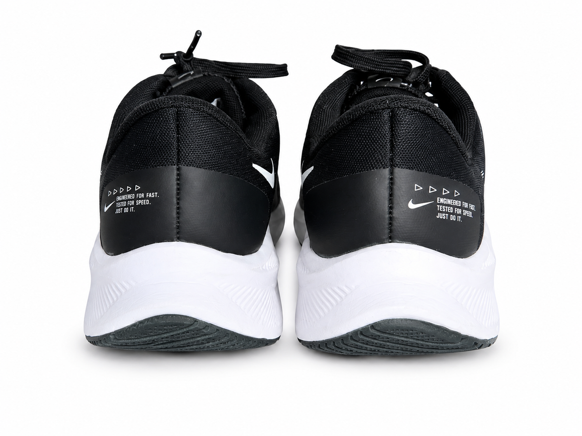 NIKE QUEST 4