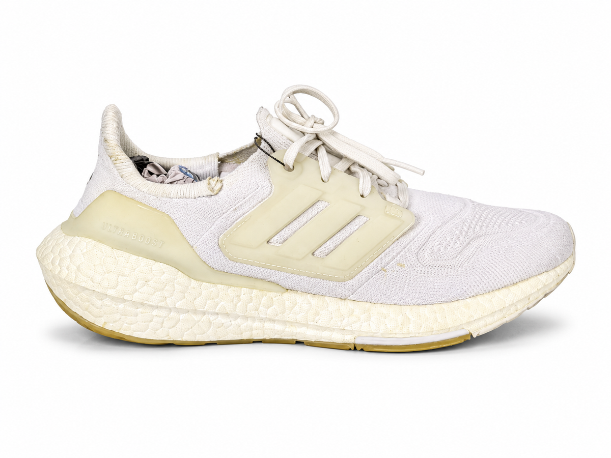 ADIDAS ULTRABOOST 22