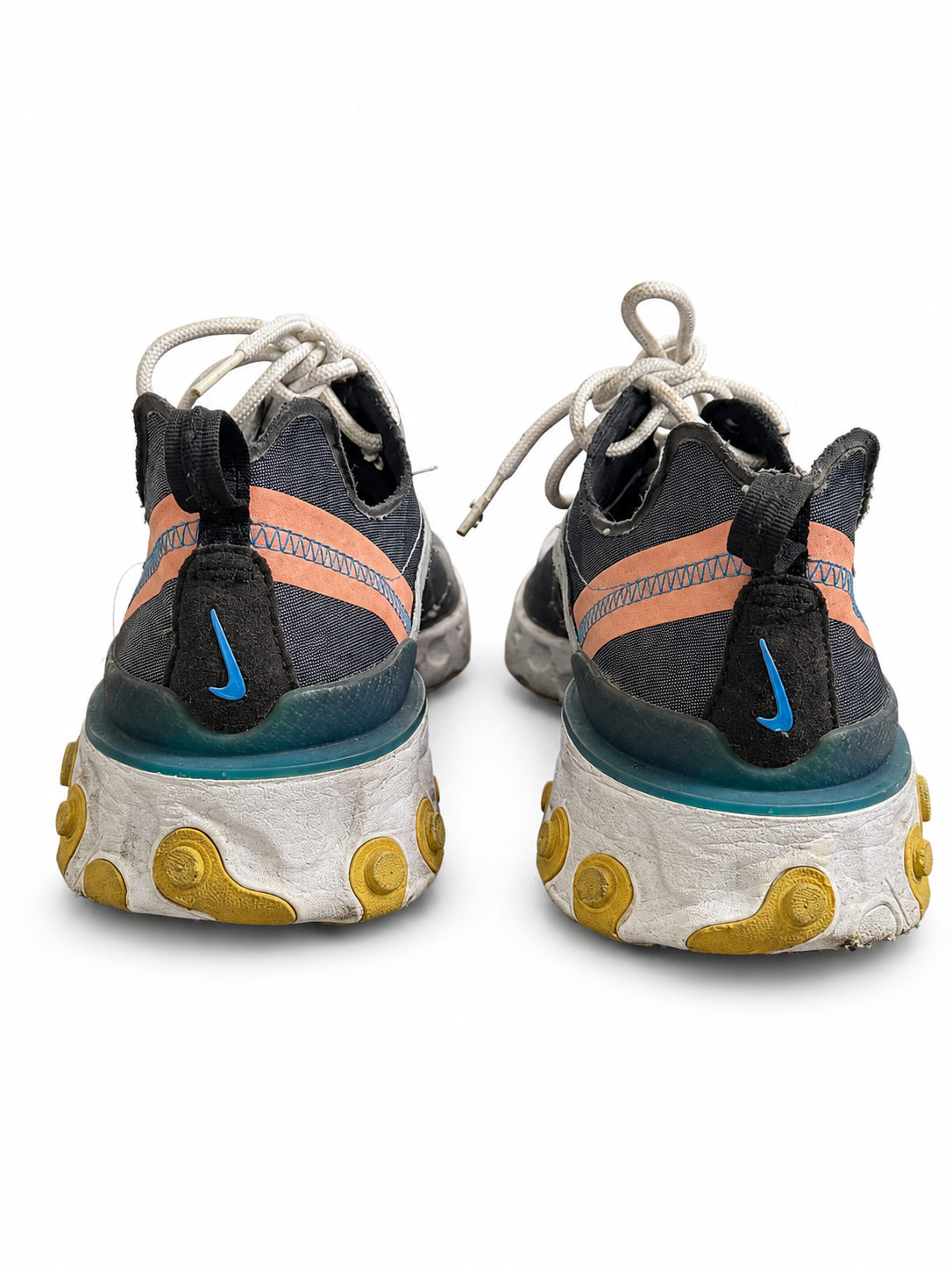 NIKE REACT ELEMENT 55