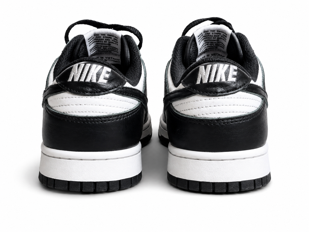 NIKE DUNK LOW