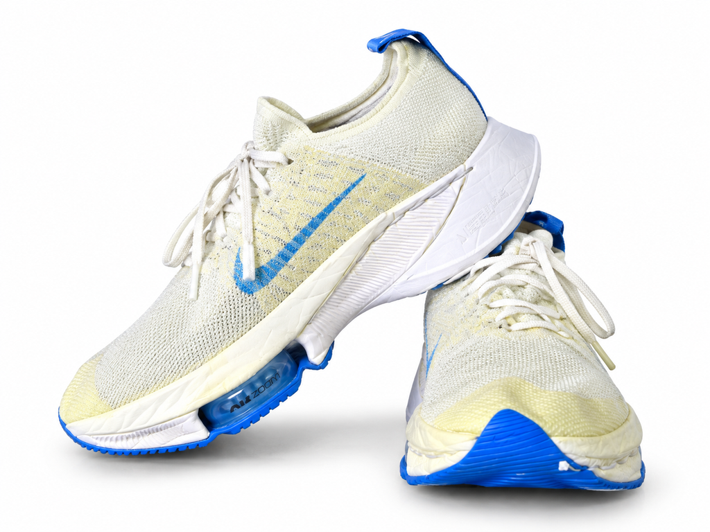 NIKE AIR ZOOM TEMPO NEXT% FLYKNIT