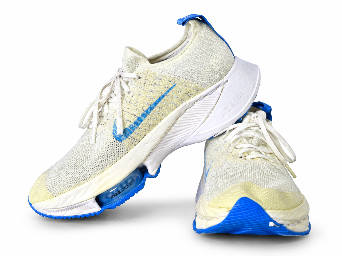 NIKE AIR ZOOM TEMPO NEXT% FLYKNIT
