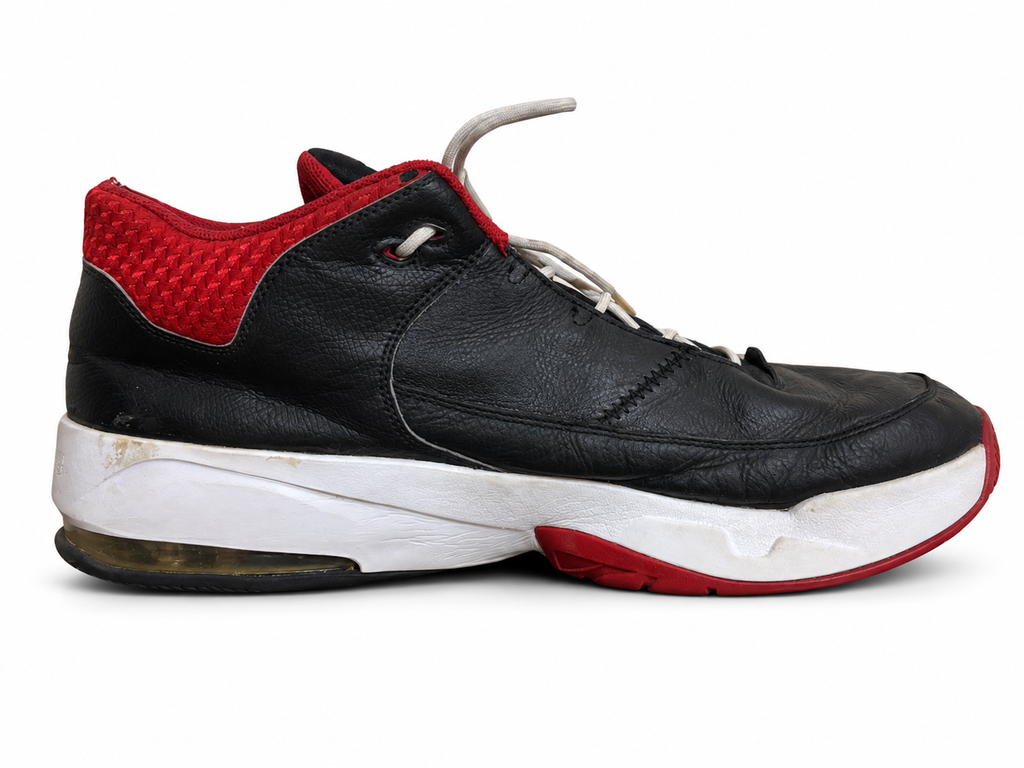 NIKE AIR JORDAN MAX AURA 3