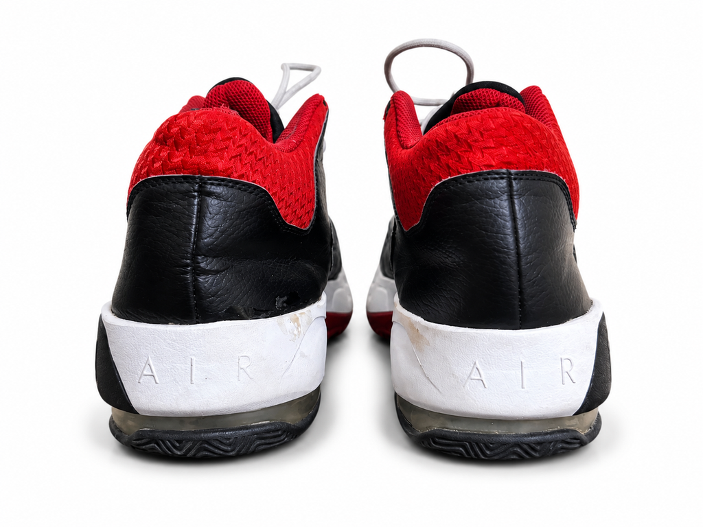 NIKE AIR JORDAN MAX AURA 3