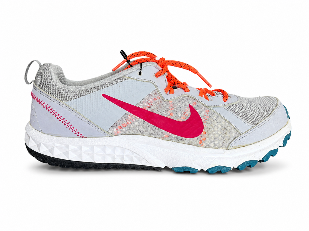 NIKE WILD TRAIL