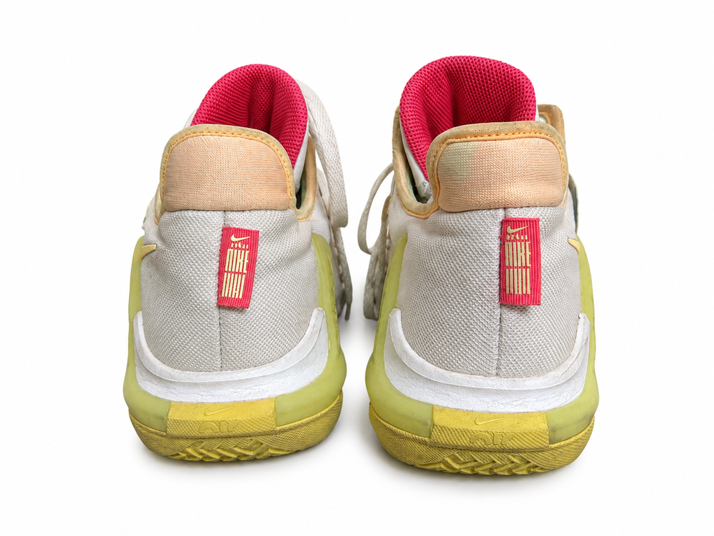 NIKE LEBORN WITNESS 6