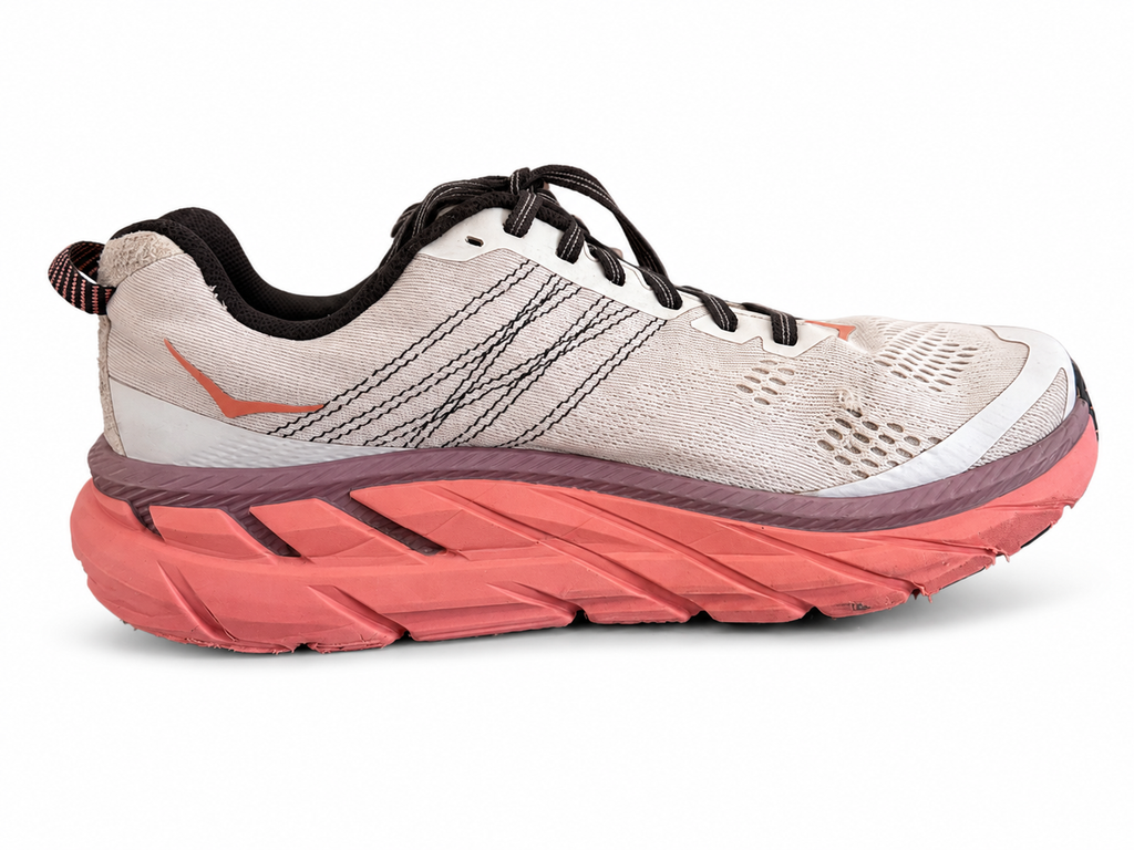 HOKA CLIFTON 6