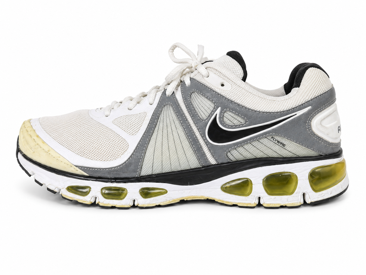 NIKE AIR MAX TAILWIND 4