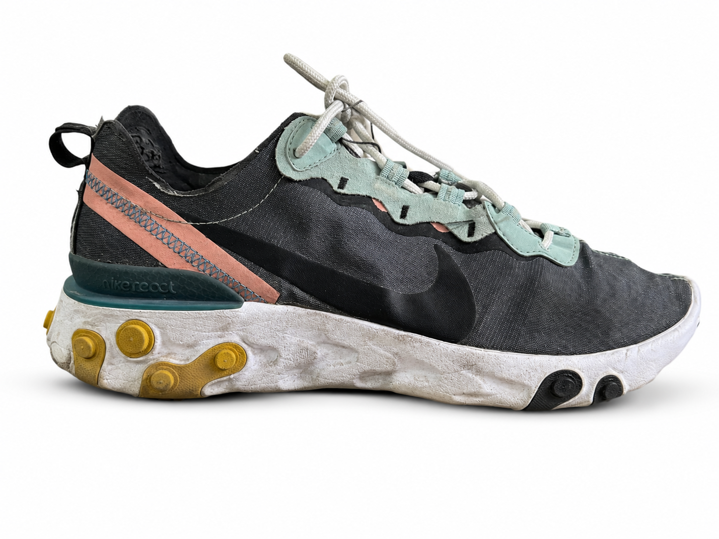 NIKE REACT ELEMENT 55