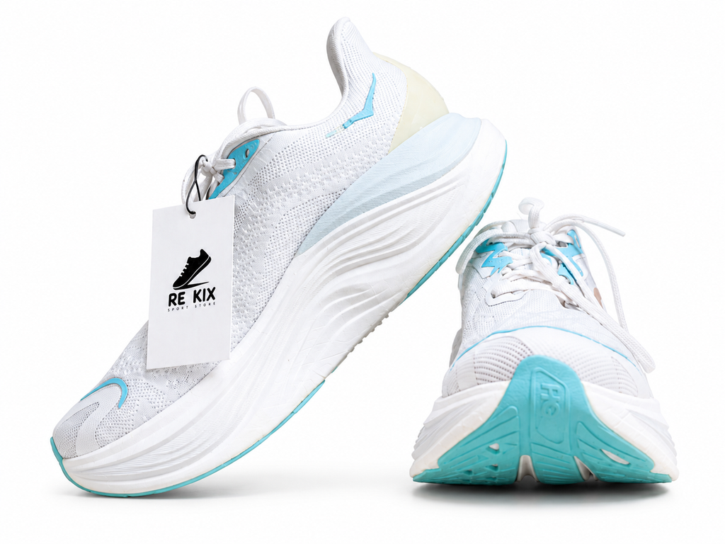 HOKA SKYWARD X